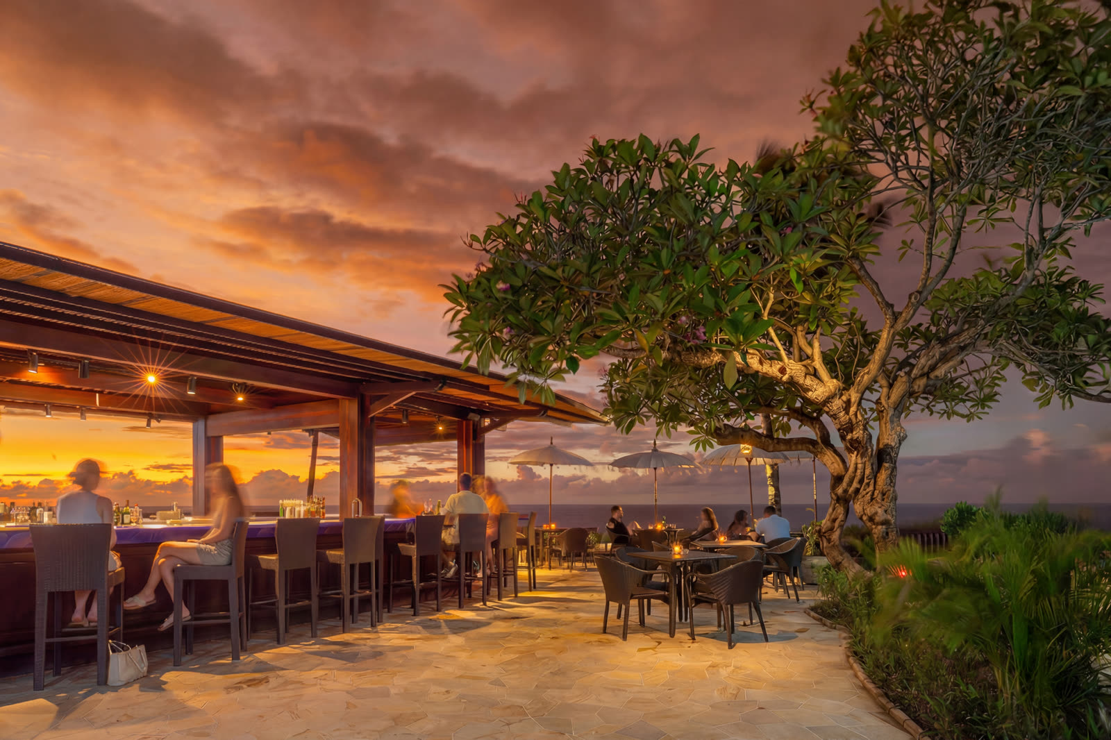 Sunset bar