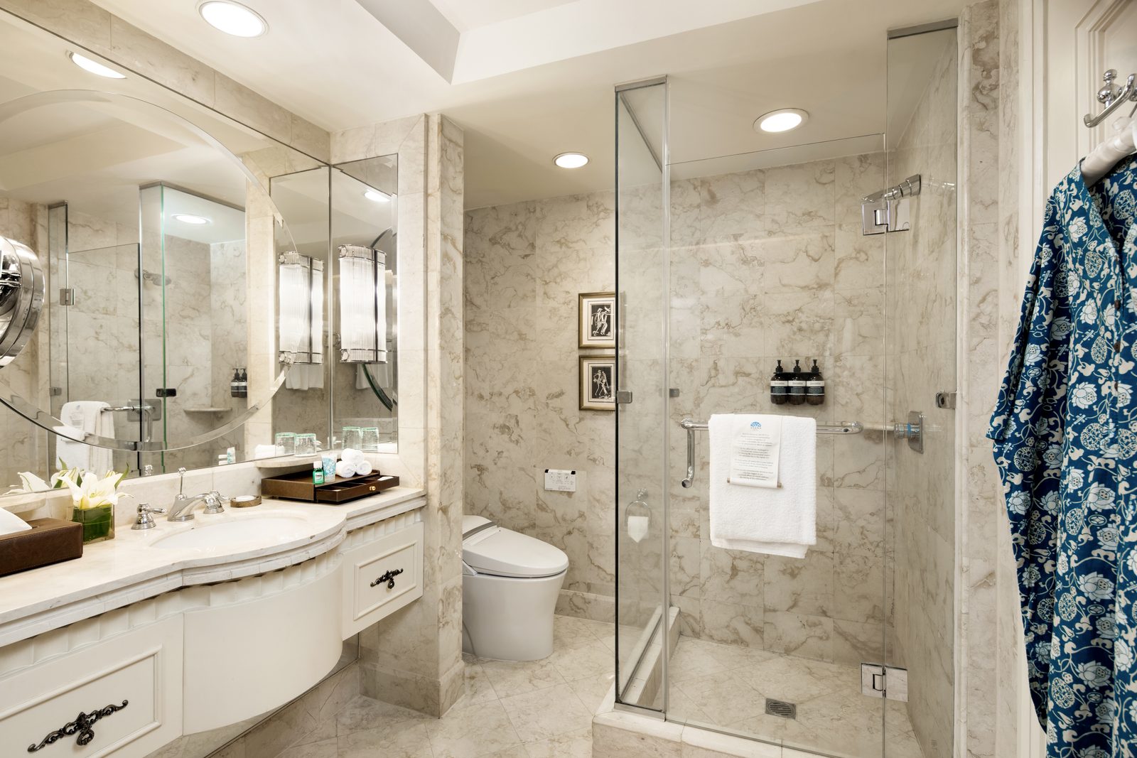 Premier Room (Bathroom)