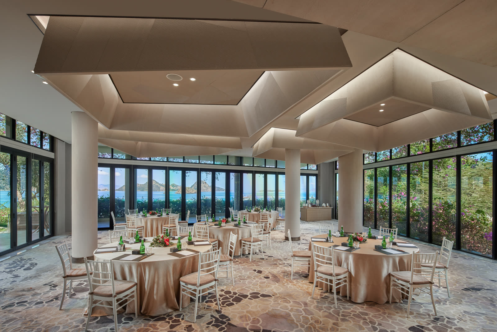 Kukusan Meeting Room